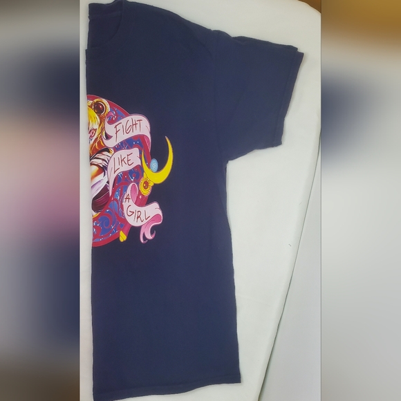 Y2k Sailor Moon Size M Graphic Tee "Fight Like A Girl" Ptp 21" (Missing Hangtag) - Picture 7 of 7